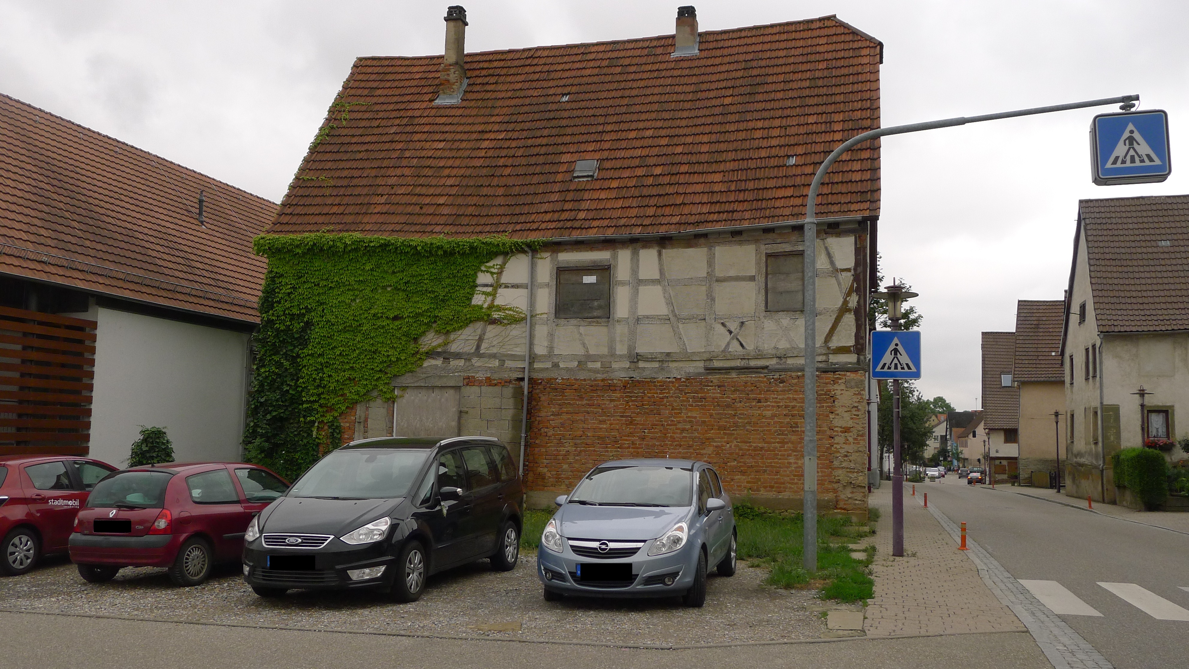  Das alte Gasthaus Hirsch von Norden aus gesehen 